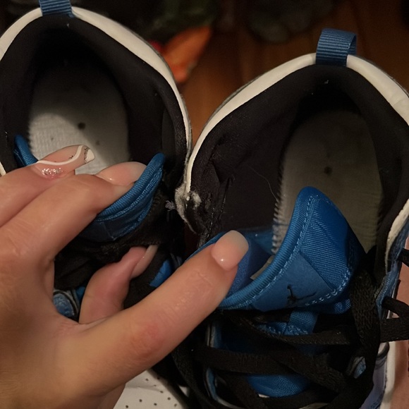 Jordan 1s - Picture 3 of 3